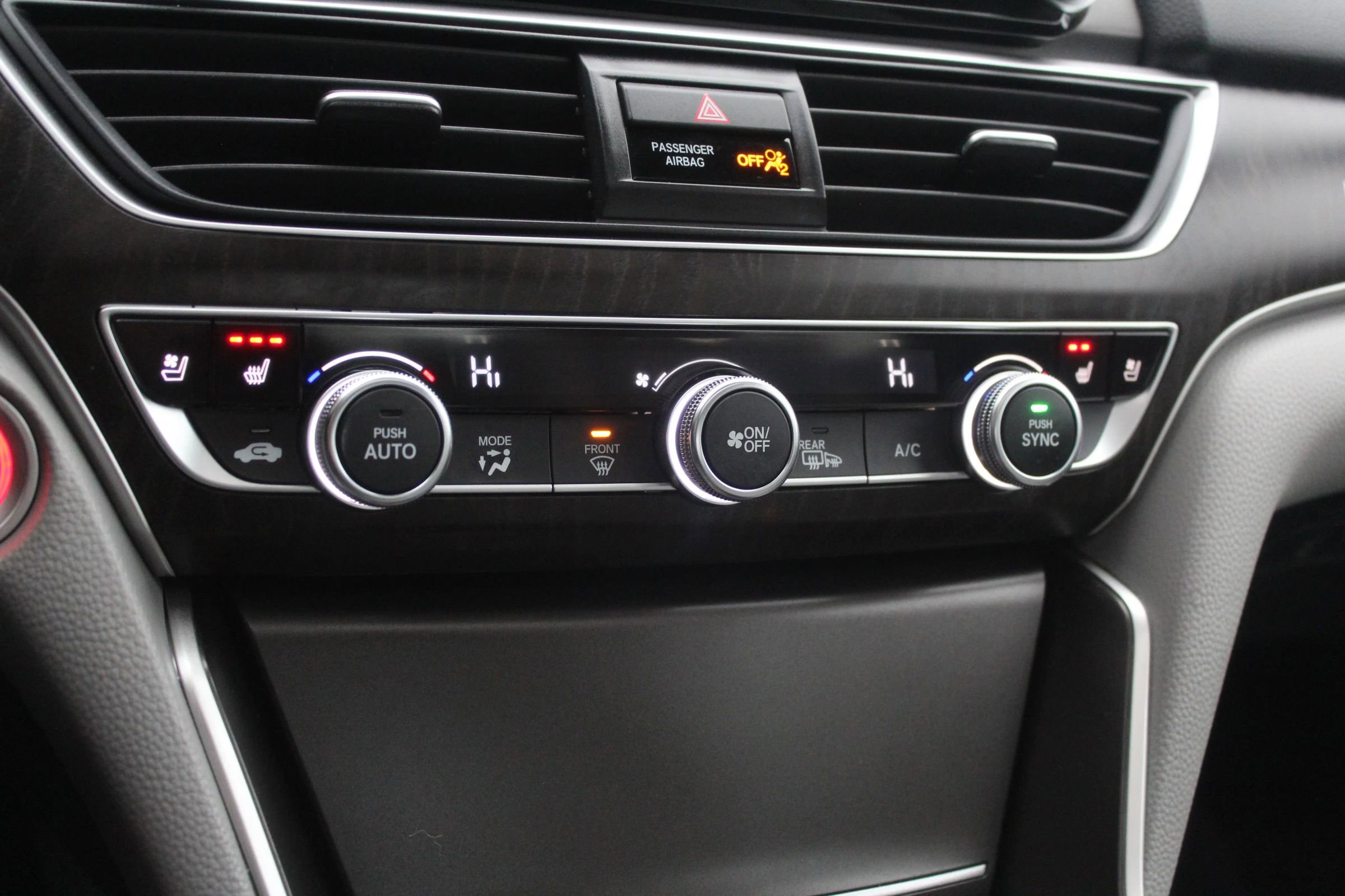 Used 2019 Honda Accord Touring image 35