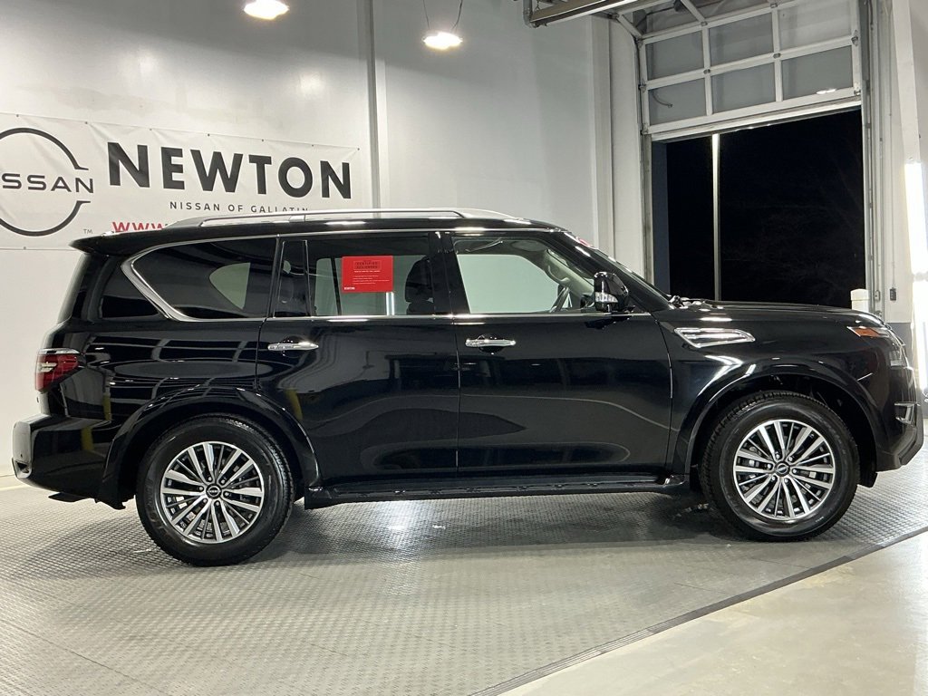 Used 2024 Nissan Armada SL w/ Captain's Chairs Package image 41