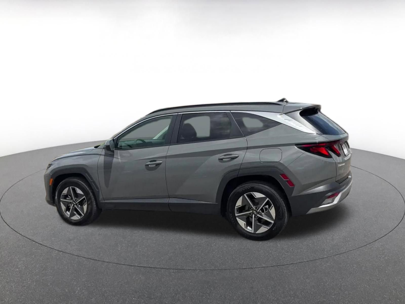 Used 2025 Hyundai Tucson SEL AWD/4WD image 8