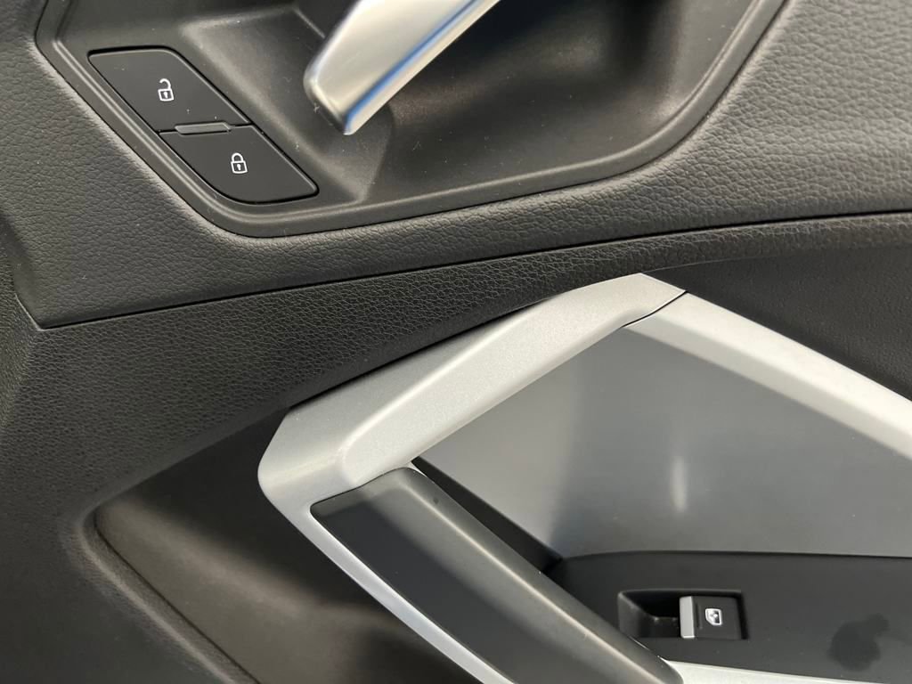 Used 2023 Audi Q3 2.0T Premium image 28