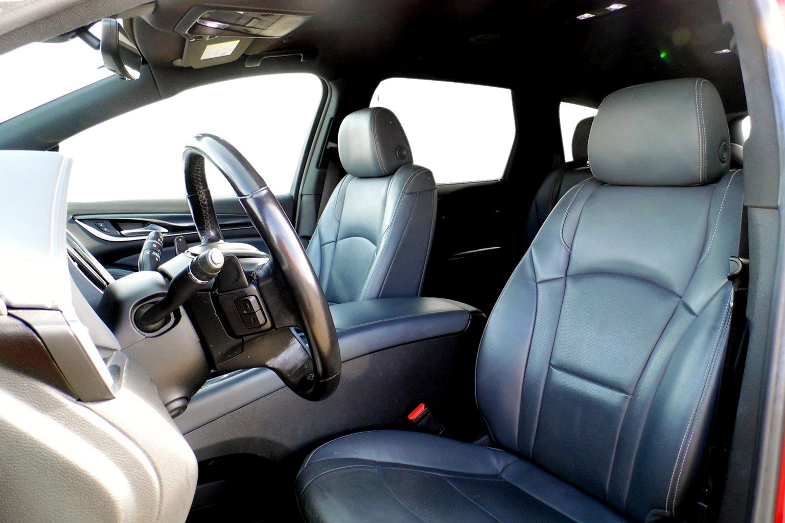 Used 2022 Buick Enclave Premium image 18