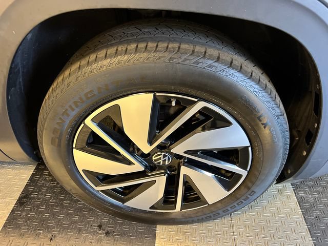 Certified 2024 Volkswagen Atlas SE AWD/4WD image 10