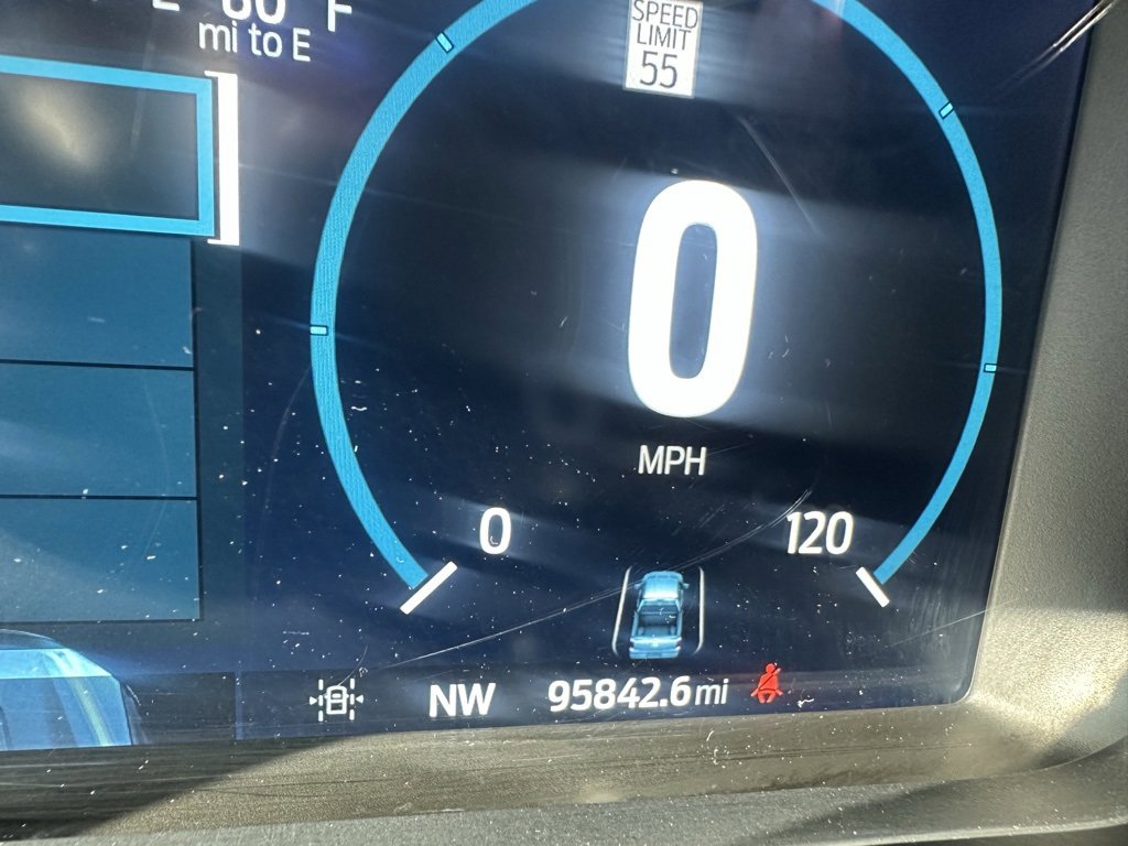 Used 2022 Ford F150 Lariat w/ Equipment Group 502A High image 8