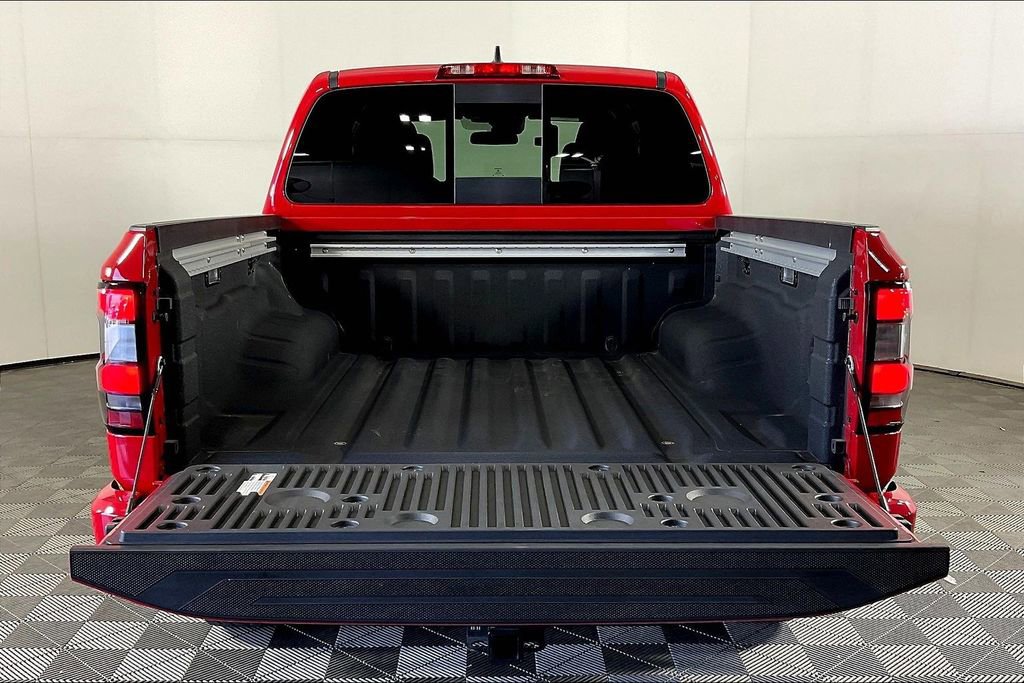 Used 2024 Nissan Frontier Pro-X w/ Pro Convenience Package image 38