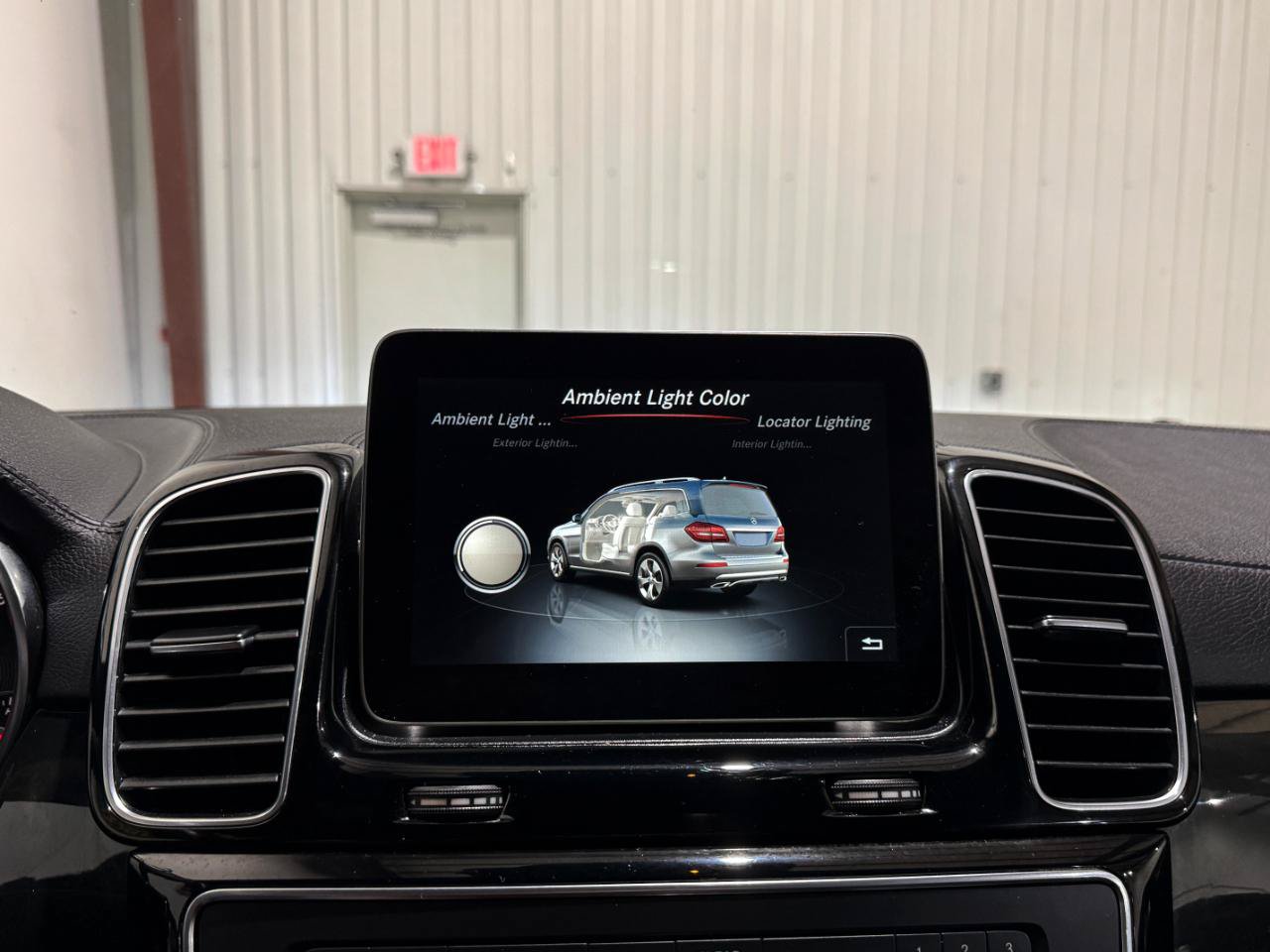 Used 2018 Mercedes-Benz GLS 450 4MATIC image 43