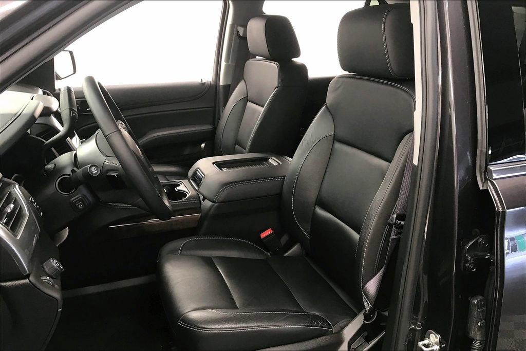 Used 2017 Chevrolet Tahoe LT w/ Luxury Package RWD image 21