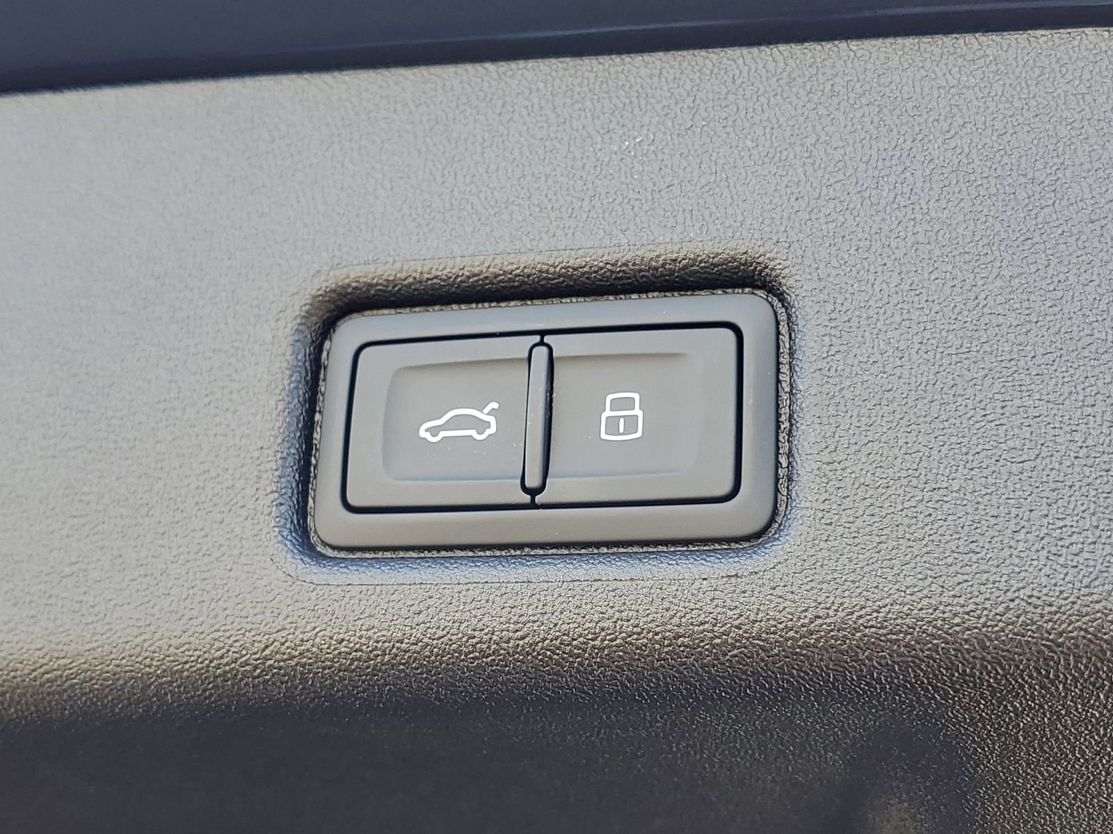 New 2025 Audi Q5 Premium Plus AWD/4WD image 10