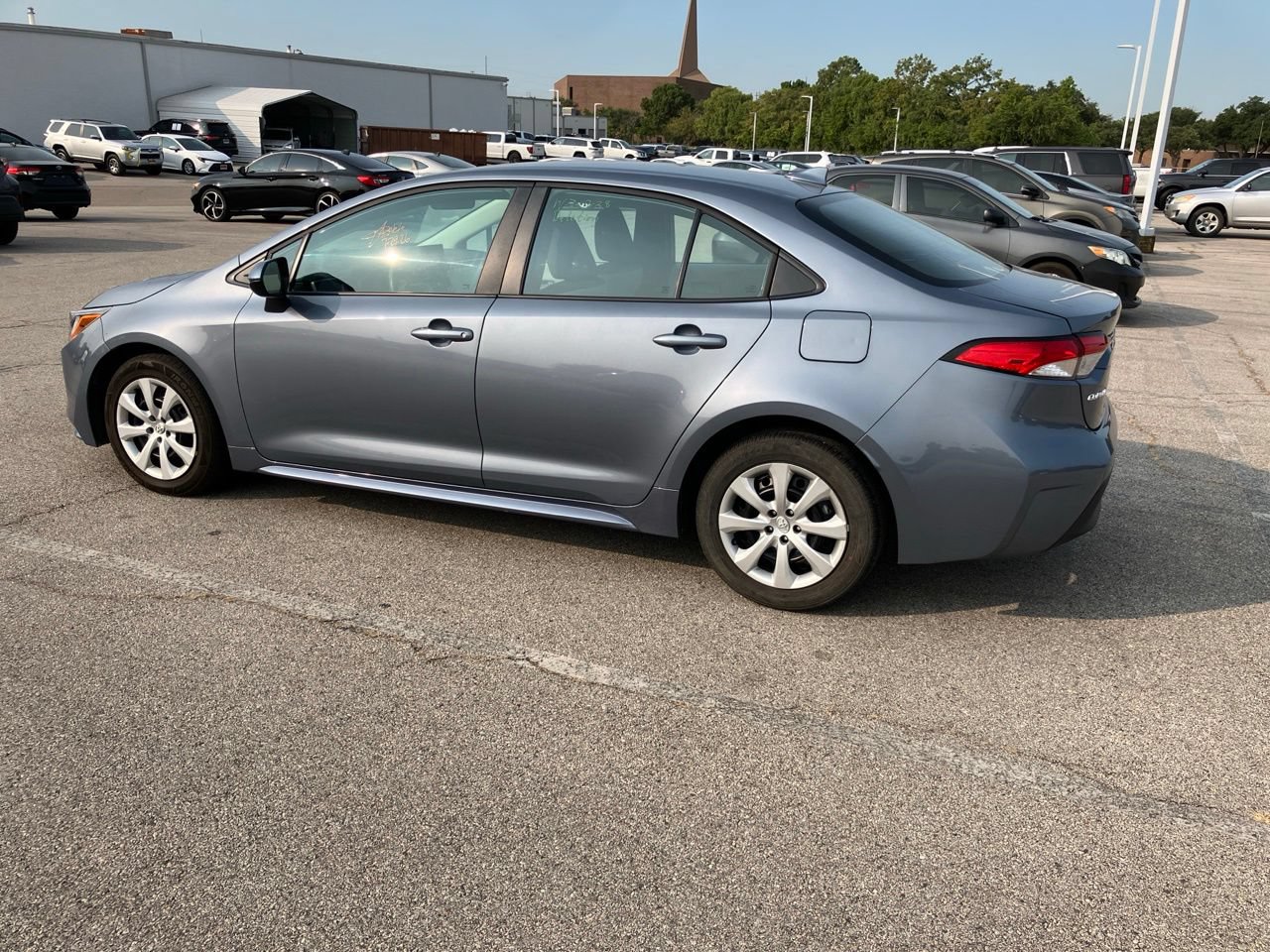 Used 2025 Toyota Corolla LE FWD image 6