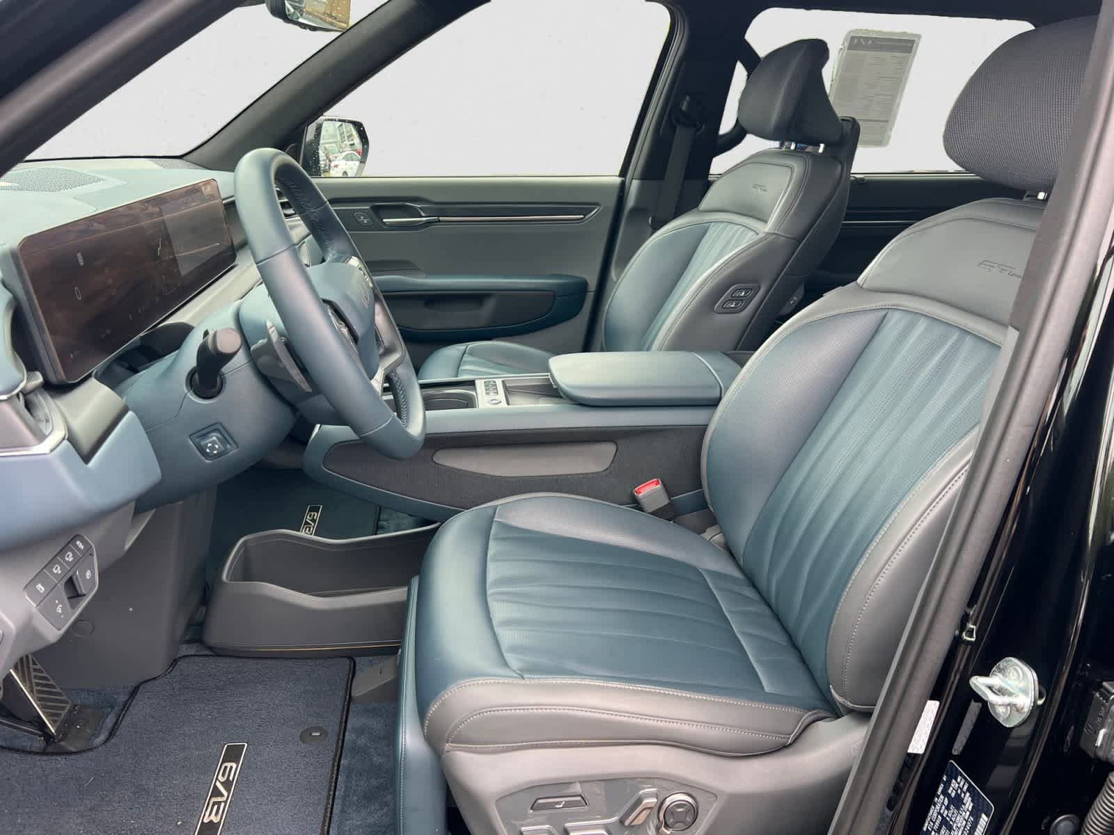 Certified 2024 Kia EV9 GT-Line AWD/4WD image 17