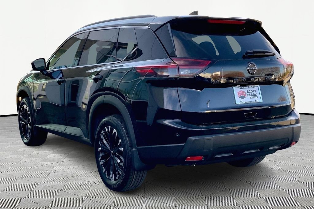 New 2026 Nissan Rogue Dark Armor FWD image 3