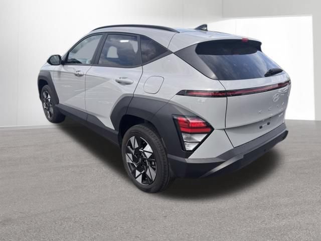 Used 2024 Hyundai Kona SEL AWD/4WD image 3