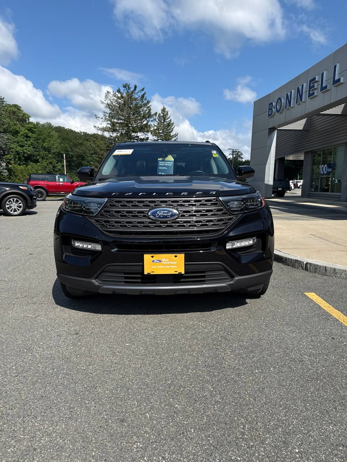 Certified 2023 Ford Explorer XLT w/ Equipment Group 202A AWD/4WD image 6