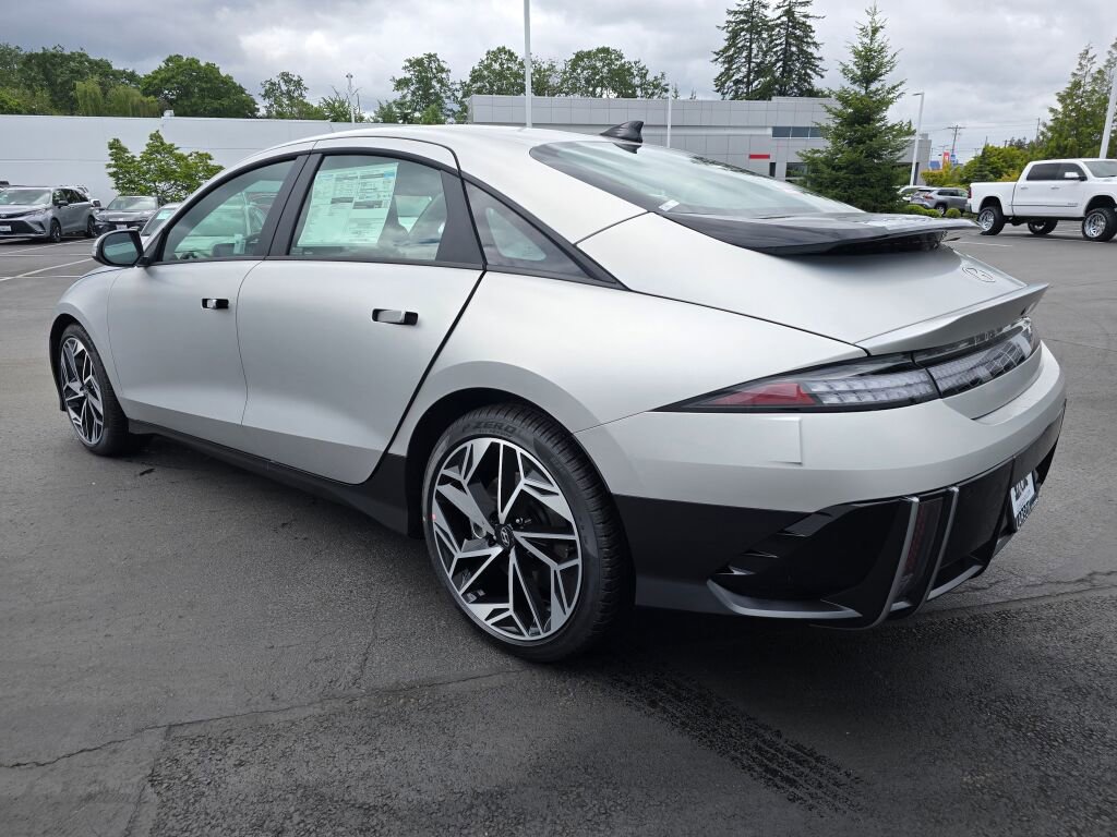 New 2025 Hyundai Ioniq 6 SEL image 6