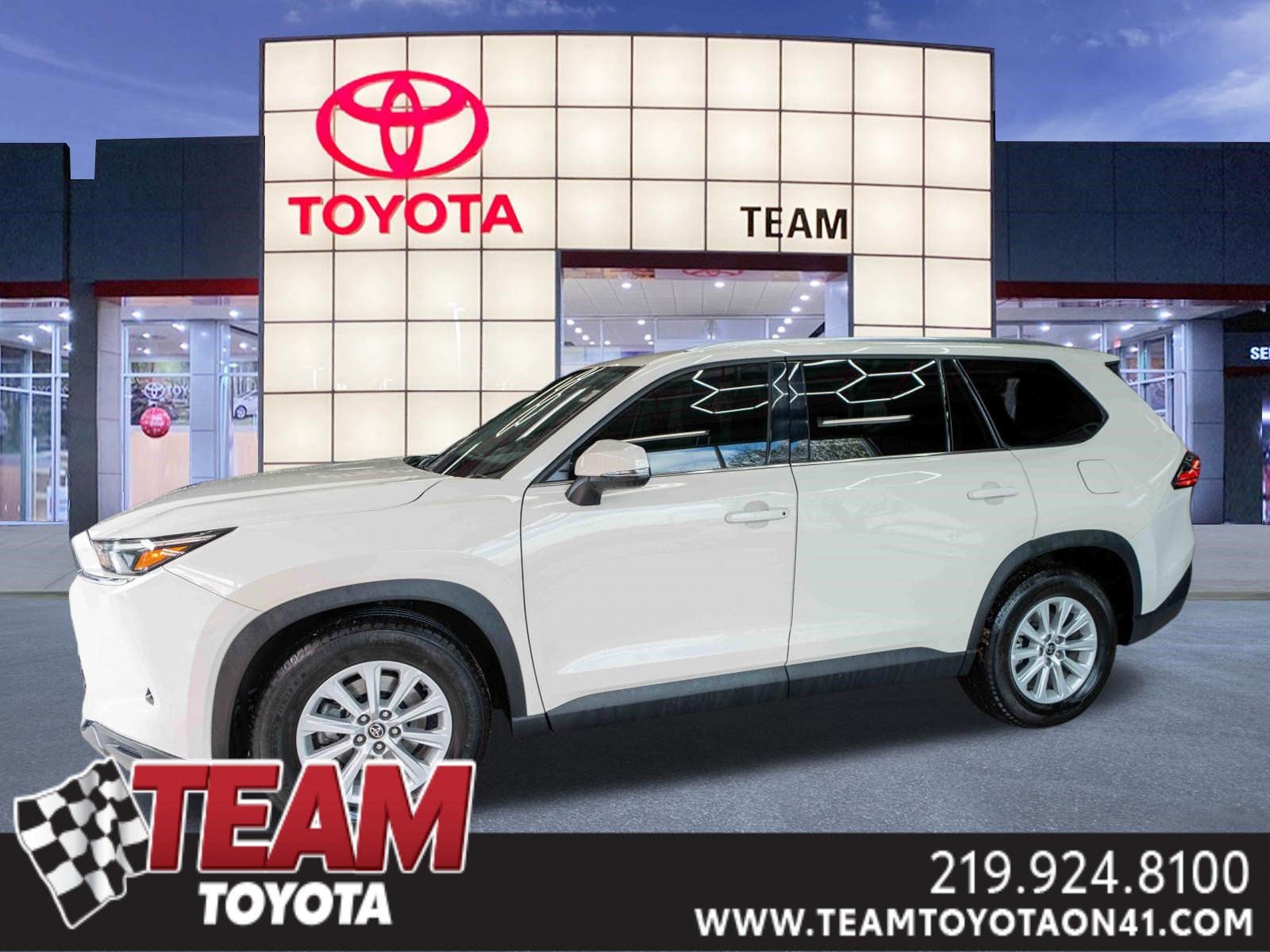 Used 2024 Toyota Grand Highlander XLE image 1