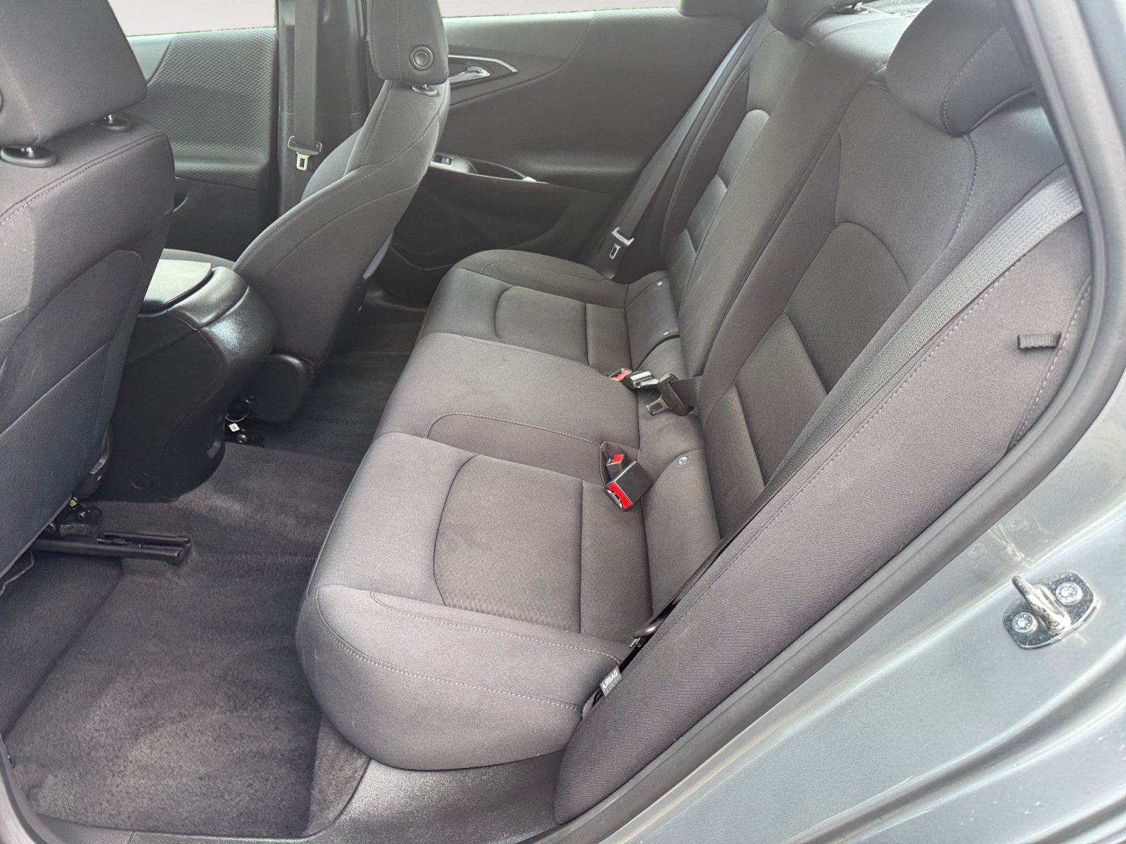 Used 2024 Chevrolet Malibu RS FWD image 13