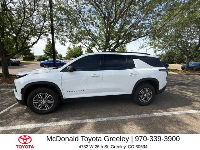 Used 2025 Chevrolet Traverse LT w/ Driver Confidence Package AWD/4WD image 4