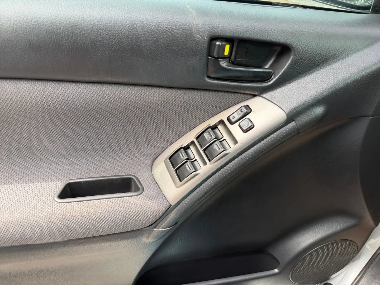 Used 2007 Toyota Matrix w/ PWR Pkg FWD image 17