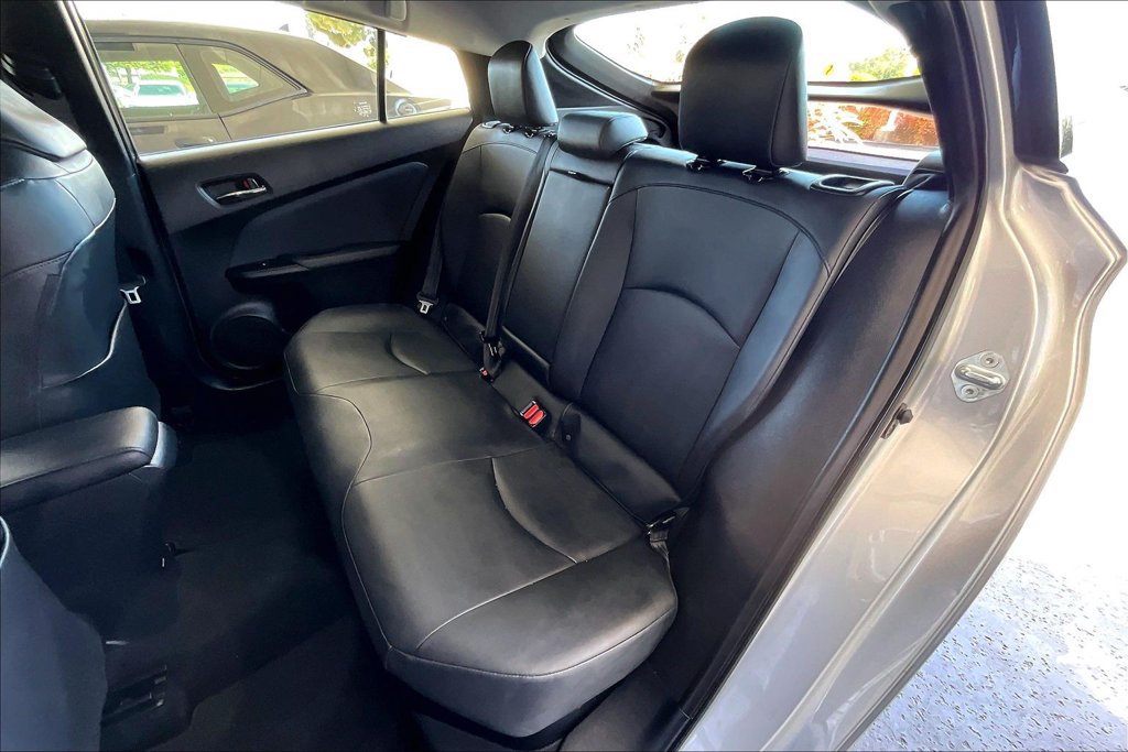 Used 2016 Toyota Prius Four w/ Advanced Technology Package FWD image 22