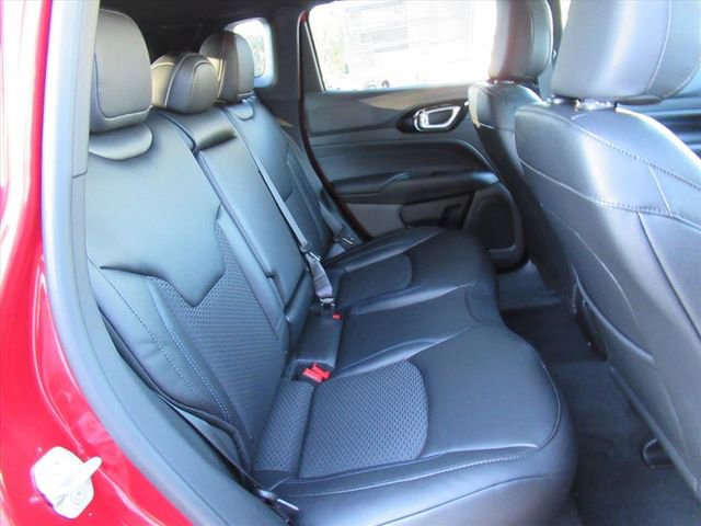 New 2026 Jeep Compass Latitude image 27