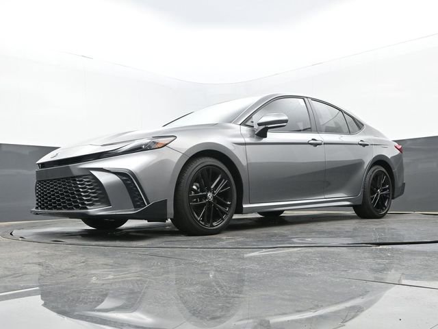 Used 2025 Toyota Camry SE w/ Multimedia Upgrade Package FWD image 26