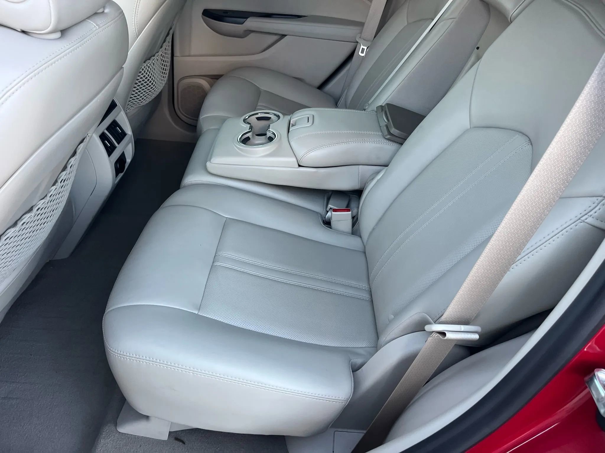 Used 2015 Cadillac SRX Luxury w/ Driver Awareness Package image 10