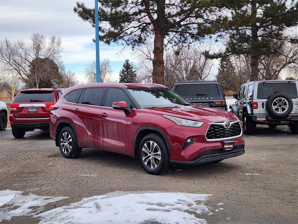 Used 2020 Toyota Highlander XLE
