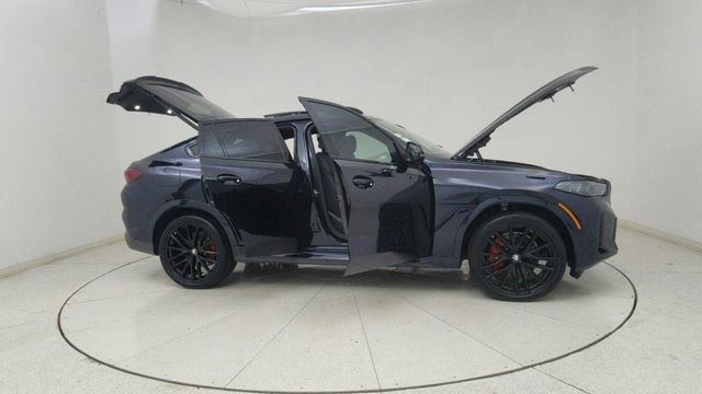 Used 2025 BMW X6 xDrive40i w/ Premium Package image 73