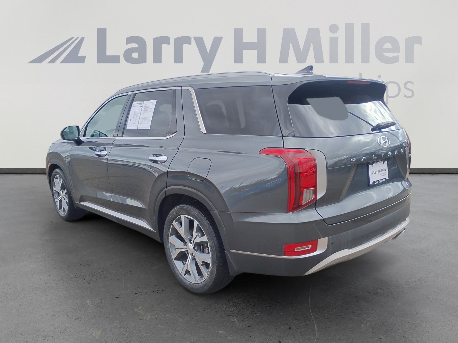 Used 2021 Hyundai Palisade SEL w/ Premium Package image 3