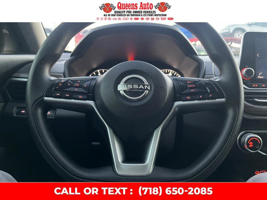 Used 2024 Nissan Altima 2.5 SV image 5
