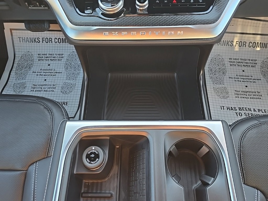 New 2025 Ford Expedition Max Platinum image 43