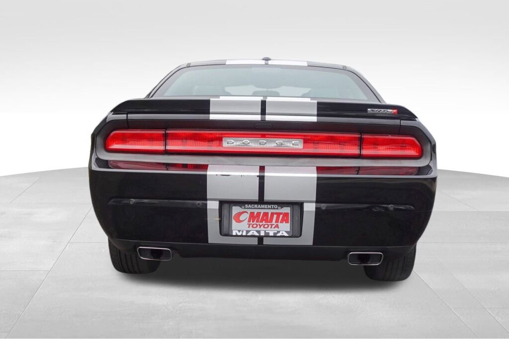 Used 2013 Dodge Challenger SRT8 w/ Harman Kardon Audio Group image 4