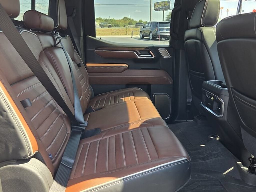 Used 2024 GMC Sierra 1500 Denali Ultimate AWD/4WD image 14
