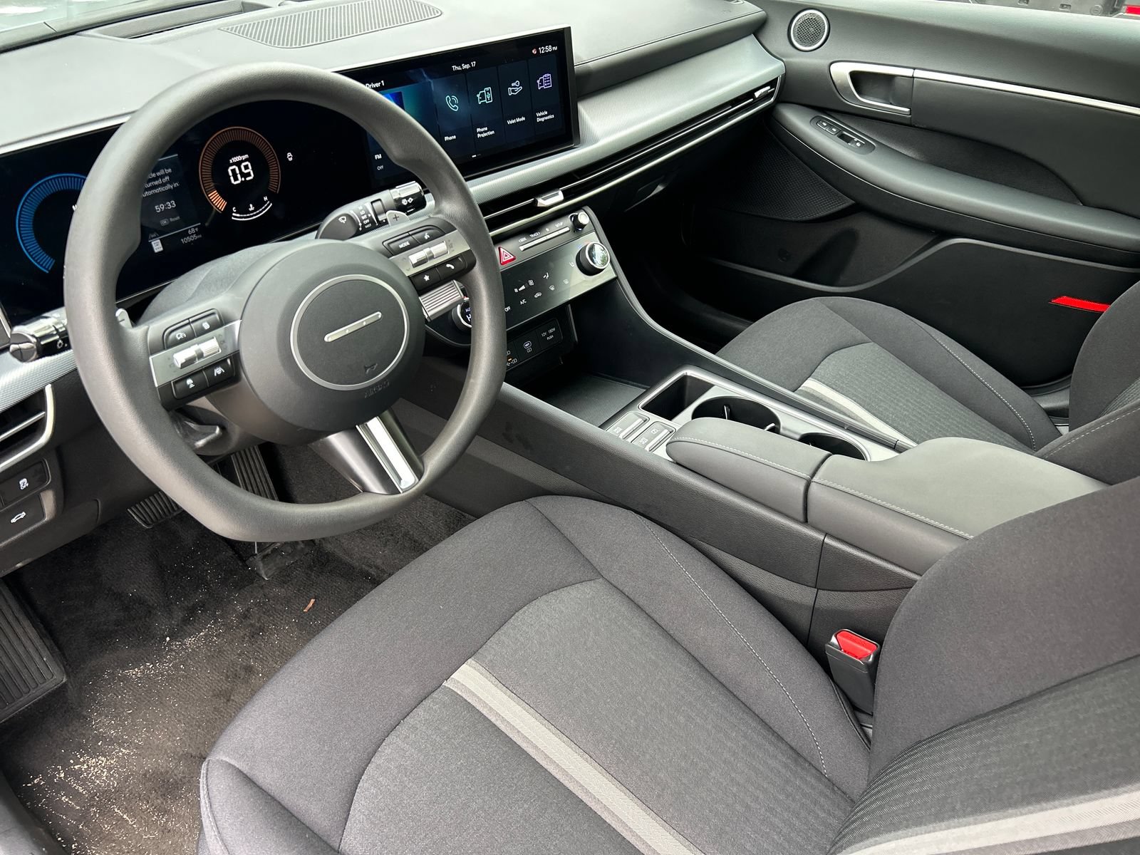 Certified 2025 Hyundai Sonata SEL AWD/4WD image 13