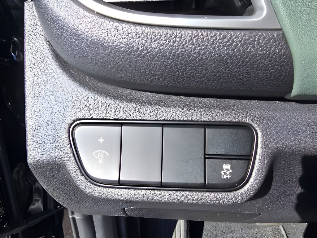 Used 2024 Kia Seltos SX image 16