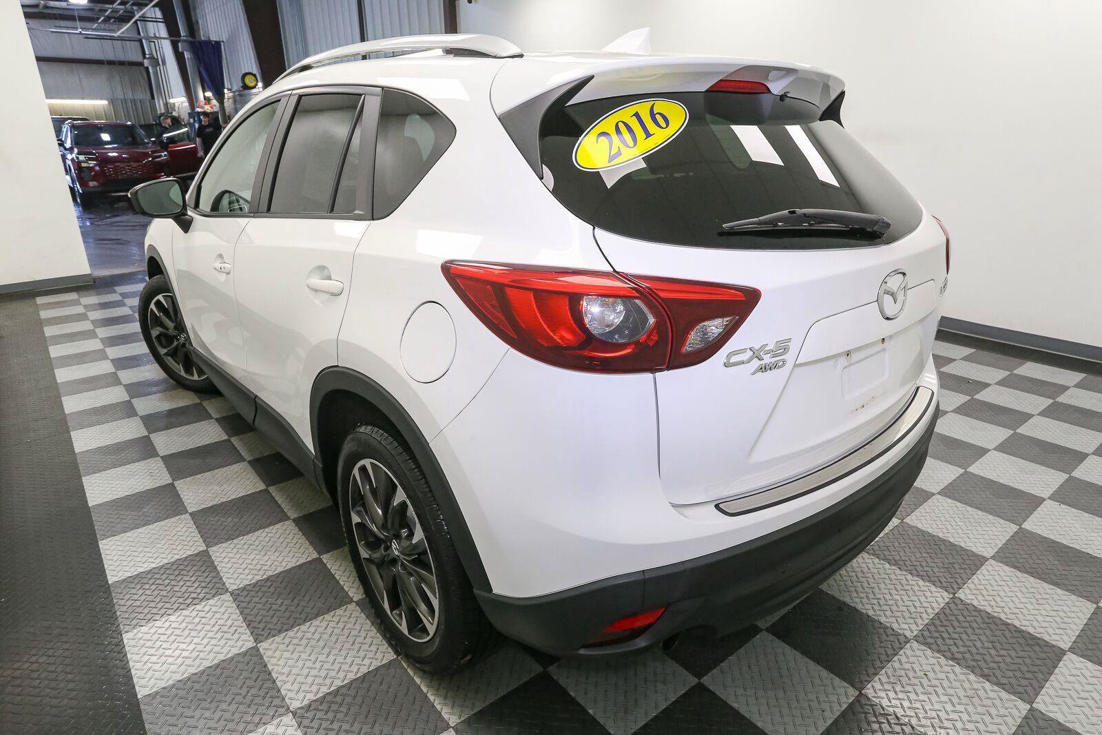 Used 2016 MAZDA CX-5 Grand Touring AWD/4WD image 9