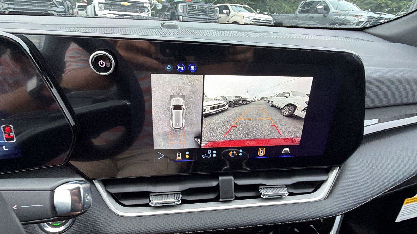 New 2027 Chevrolet Equinox LT w/ Convenience Package II FWD image 27