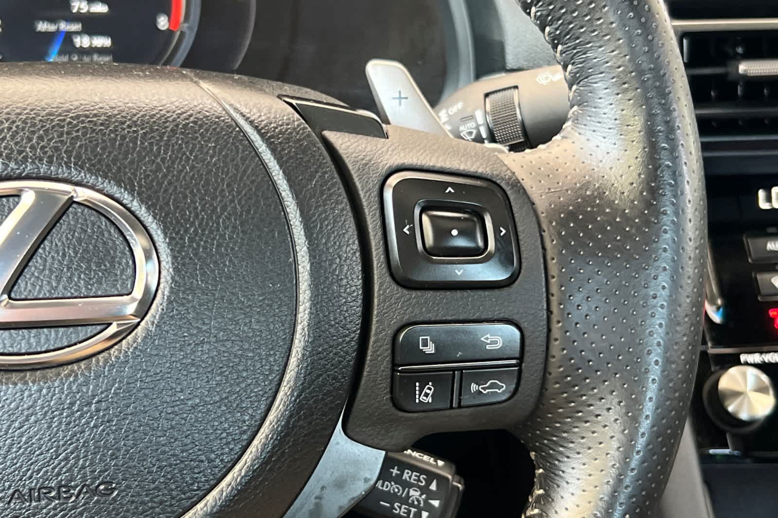 Used 2024 Lexus IS 350 F Sport RWD image 26