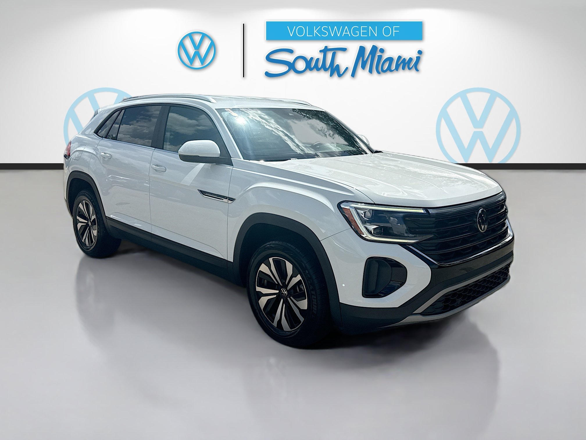 Certified 2024 Volkswagen Atlas Cross Sport SE FWD video 1