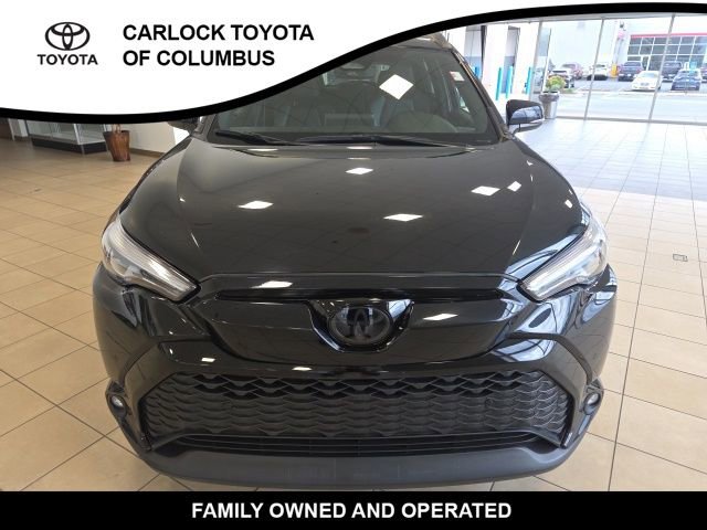 Used 2024 Toyota Corolla Cross AWD Hybrid w/ Convenience Package image 4