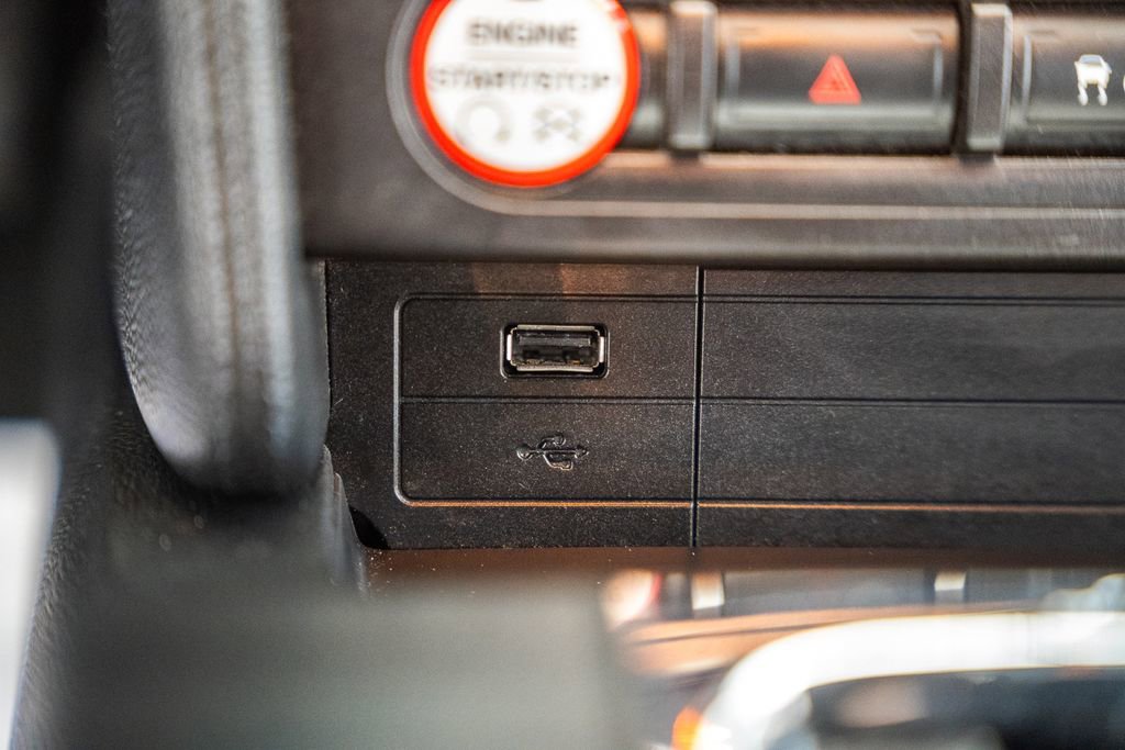 Used 2016 Ford Mustang Convertible image 26