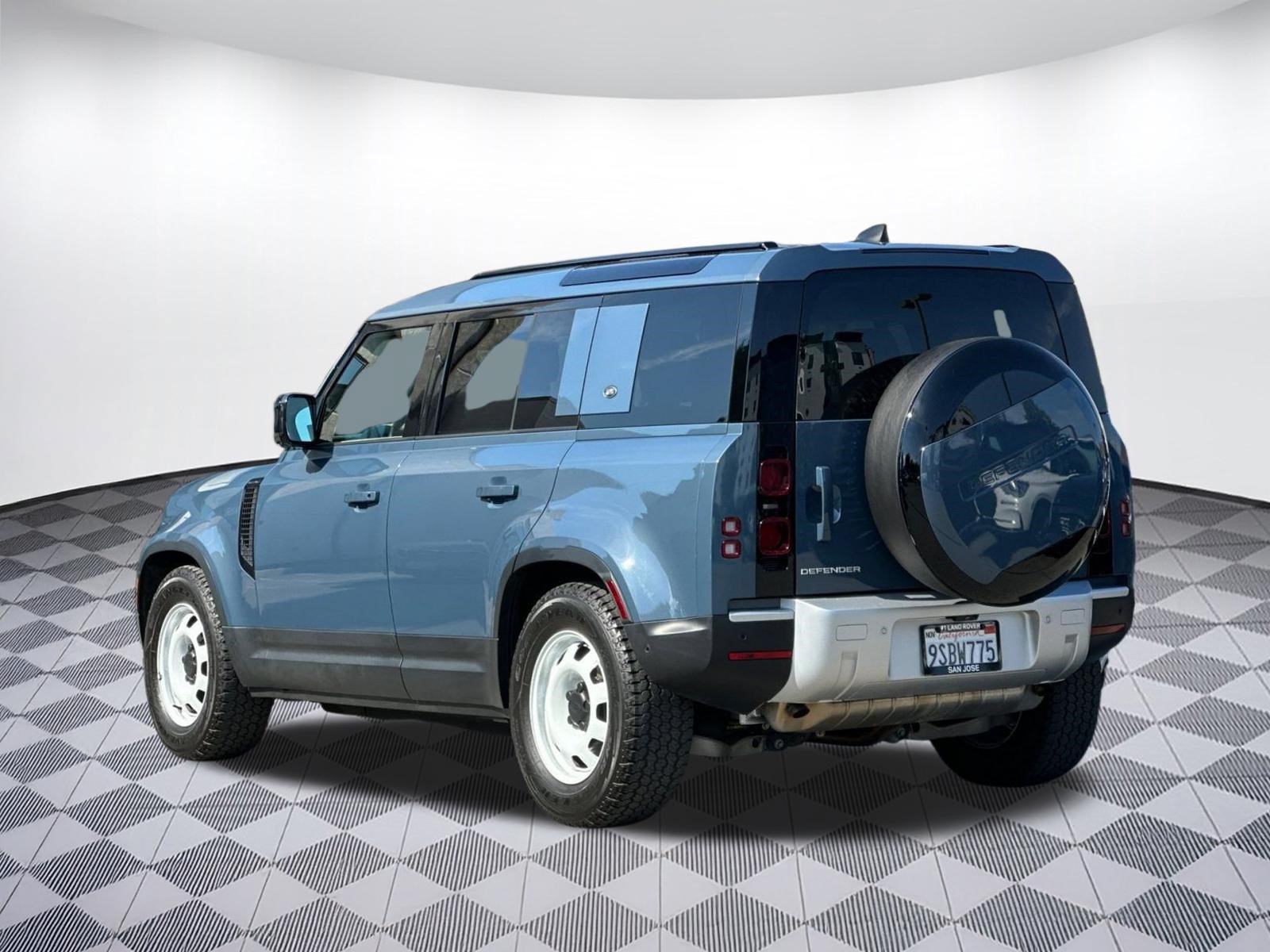 Certified 2023 Land Rover Defender 110 S AWD/4WD image 3