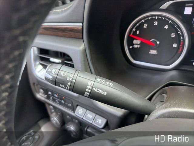 Used 2021 Chevrolet Tahoe Premier w/ Premium Package image 35