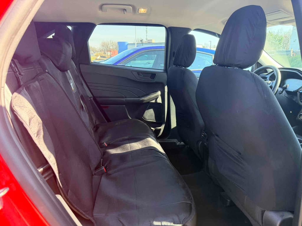 Used 2024 Ford Escape Active image 18