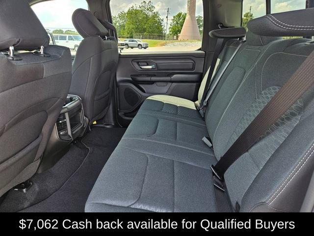 New 2026 RAM 1500 Express AWD/4WD image 24
