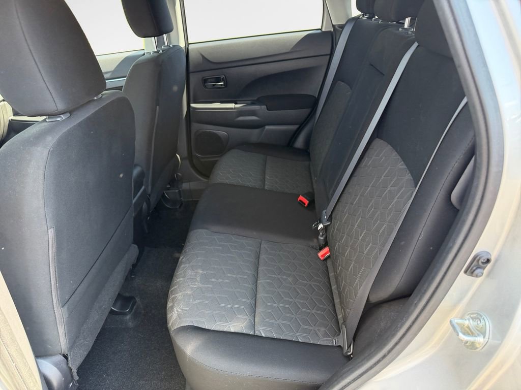 Used 2021 Mitsubishi Outlander Sport ES image 24