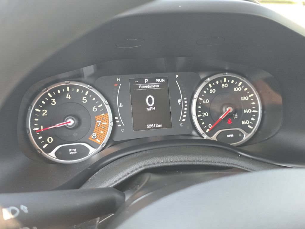 Used 2023 Jeep Renegade Latitude AWD/4WD image 25