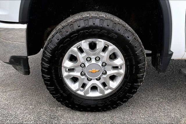 Used 2023 Chevrolet Silverado 2500 LT w/ Convenience Package image 35