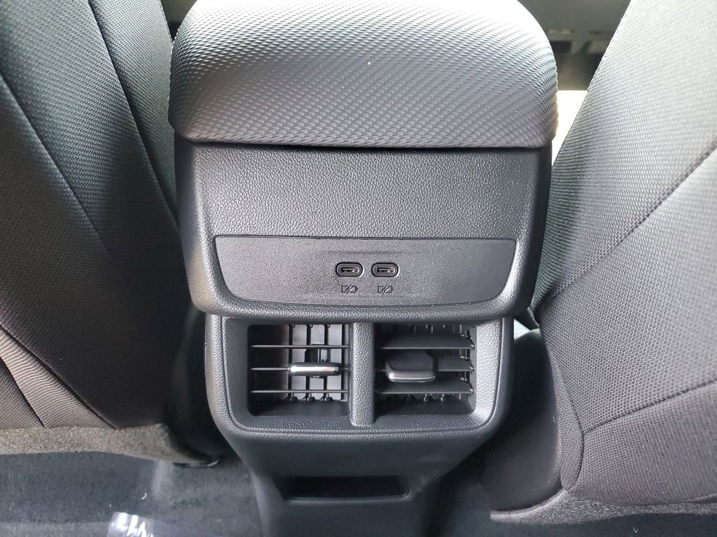 New 2026 Chevrolet Equinox LT w/ Safety and Technology Package FWD image 12
