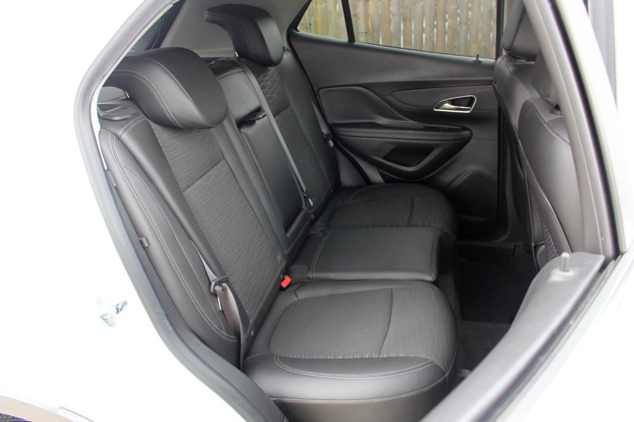 Used 2016 Buick Encore Convenience FWD image 34