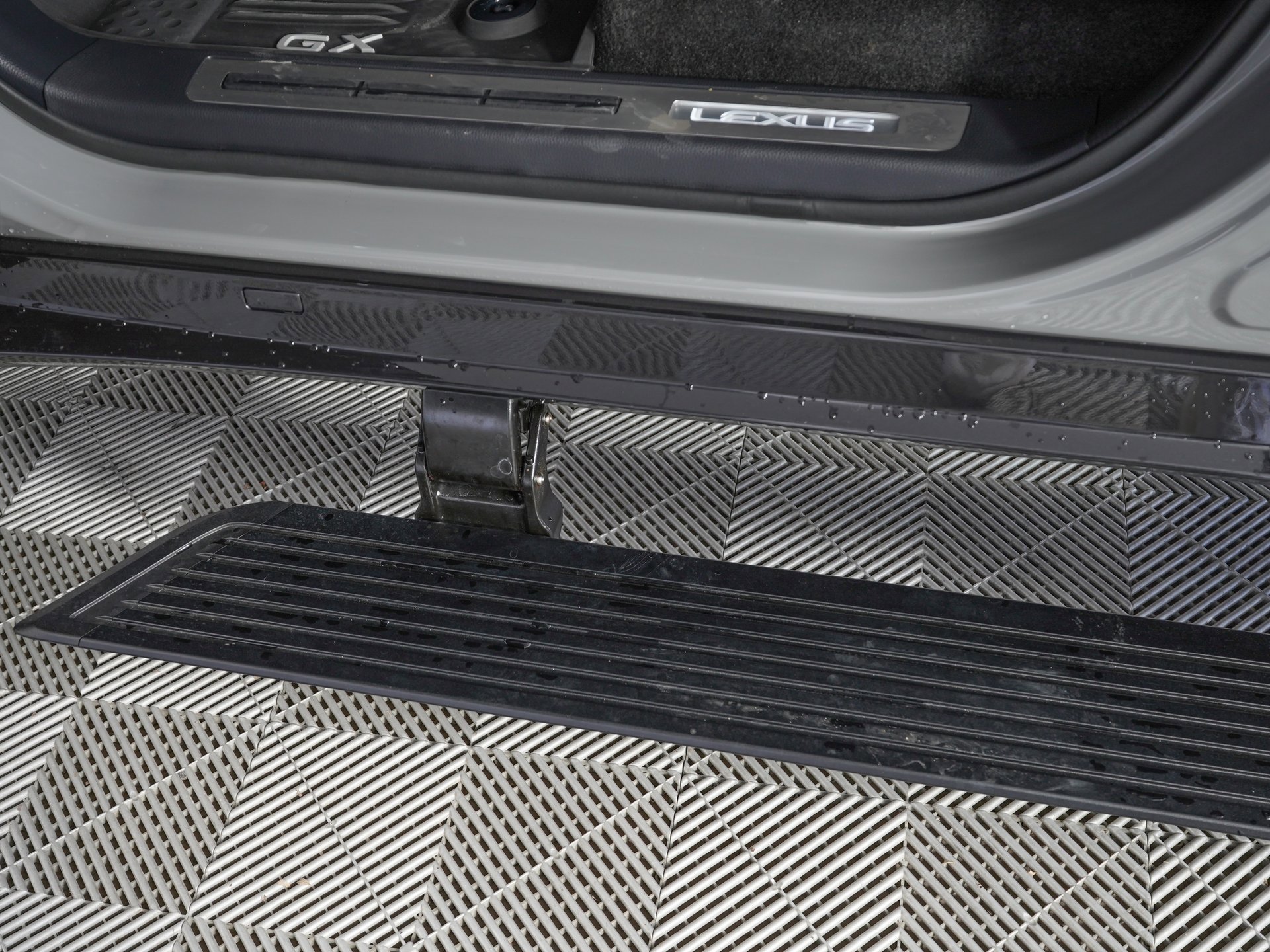 Used 2025 Lexus GX 550 image 18